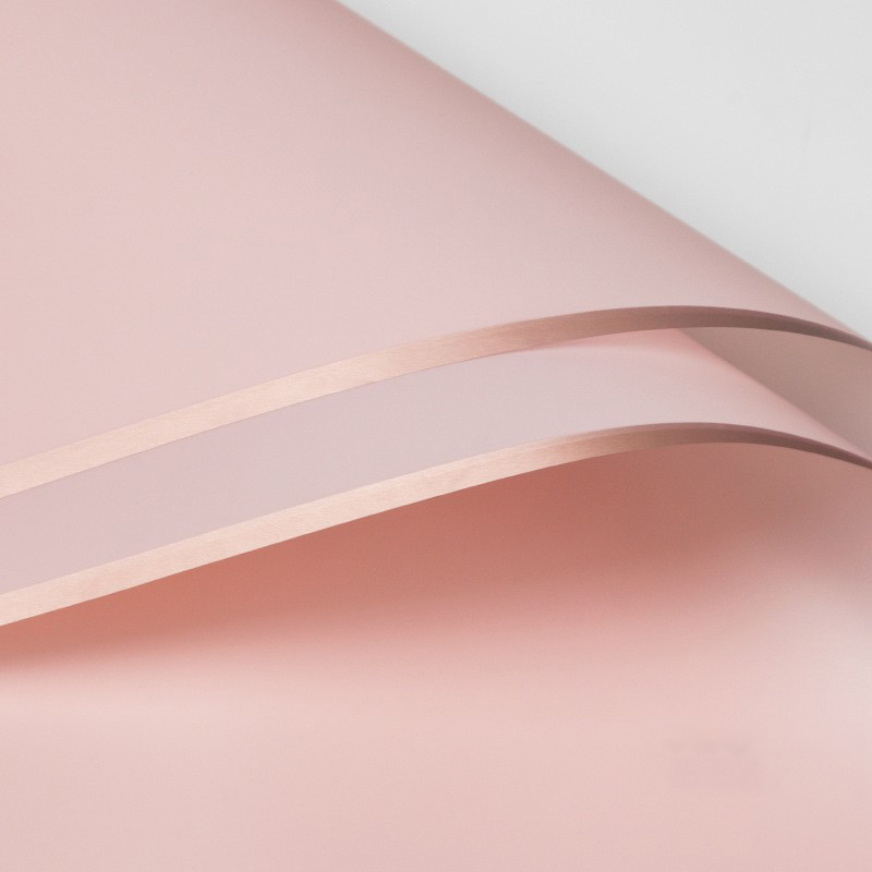 Kultareunainen mattapintainen kukkakäärepaperi