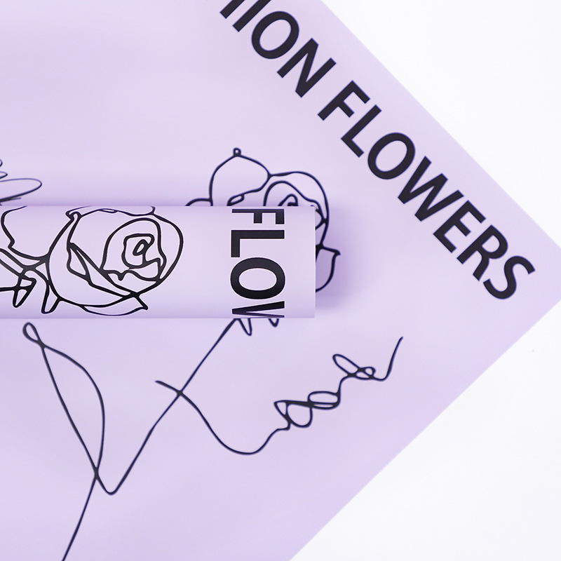 Flower Love-Bouquet -käärepaperi ruusukuviolla